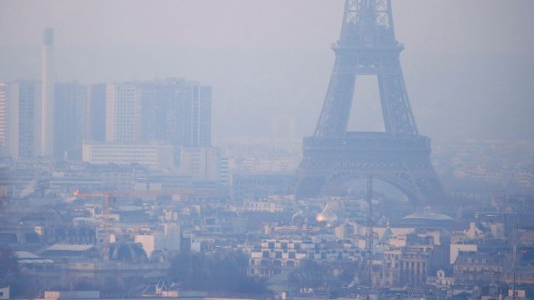WHO: Air pollution threat to health and climate – Vatican News